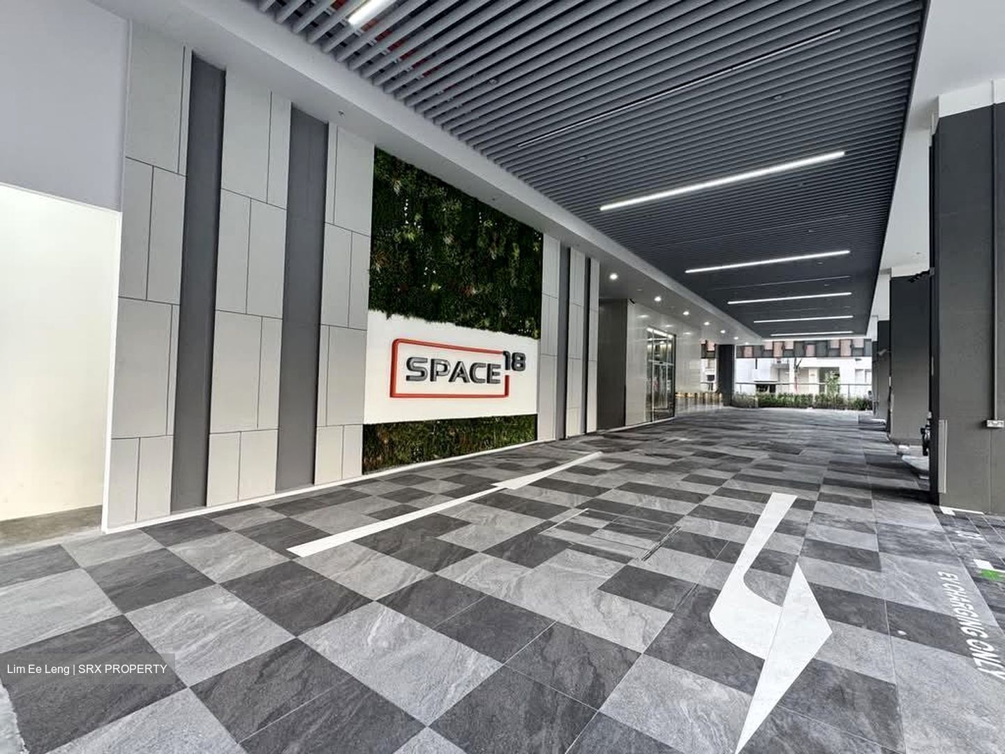 Space 18 (D12), Factory #597567801